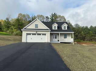 50 Thistlewood Dr, Pelham, NH 03076