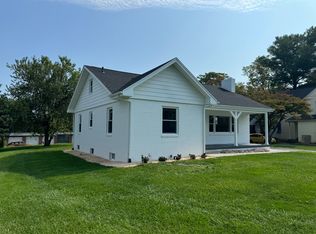 325 Charles Rd, Lancaster, PA 17603