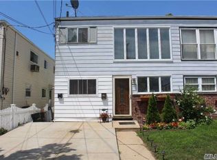 14972 256th St, Jamaica, NY 11422