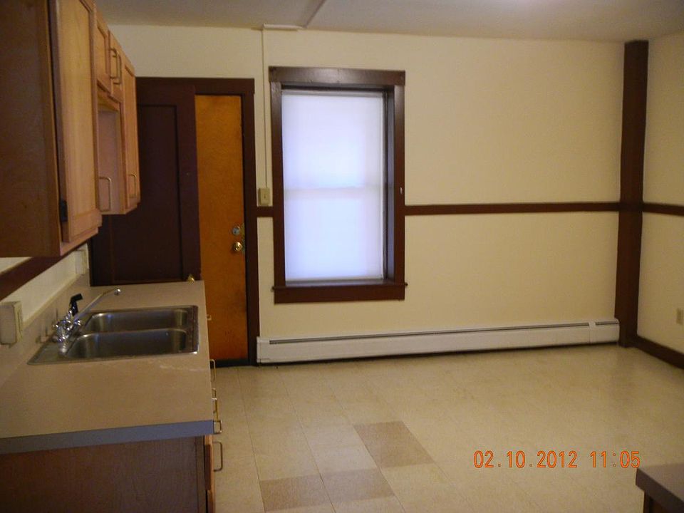 2nd image of 12 Hamilton St