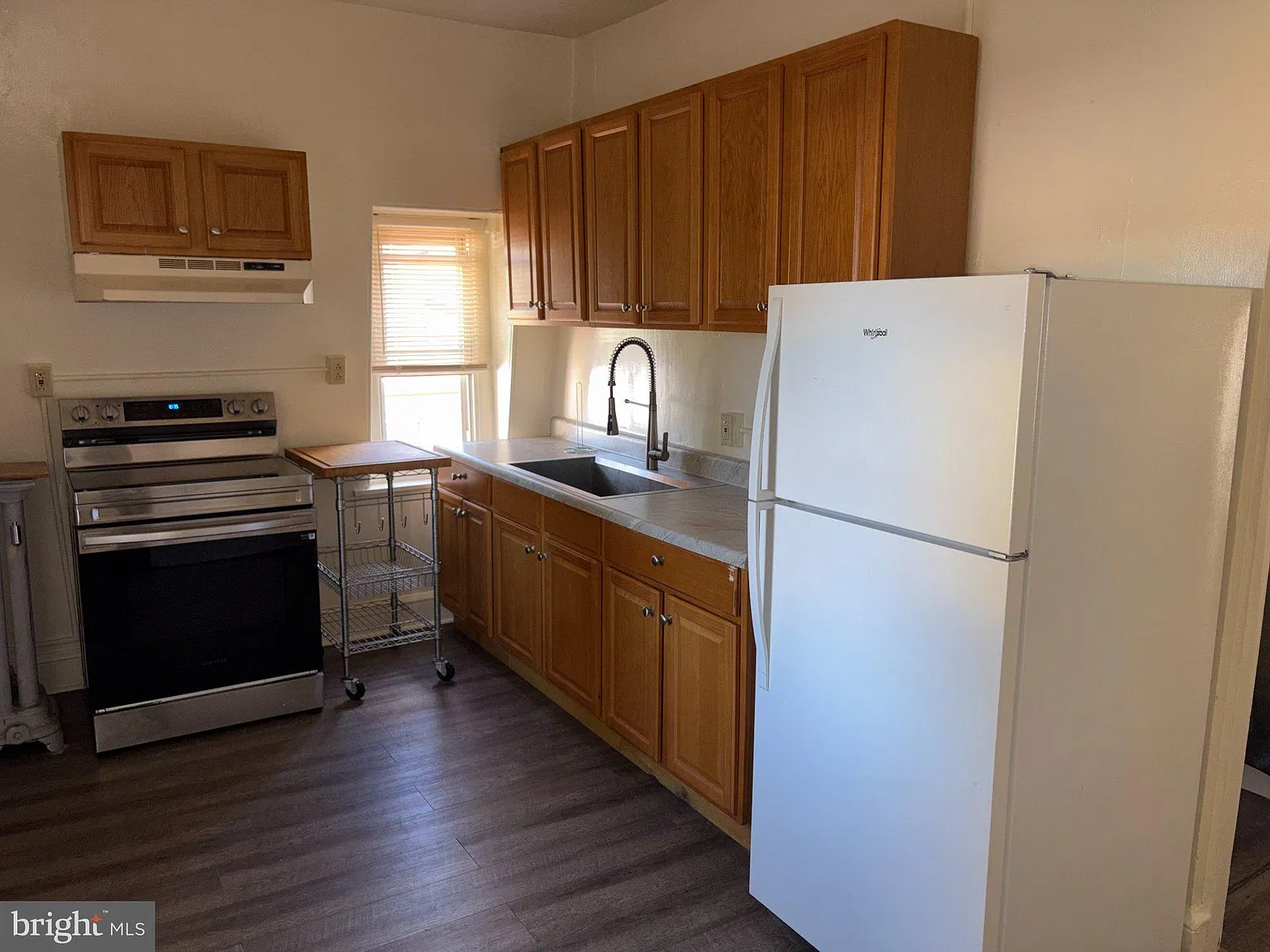 261 N York St — Photo 3