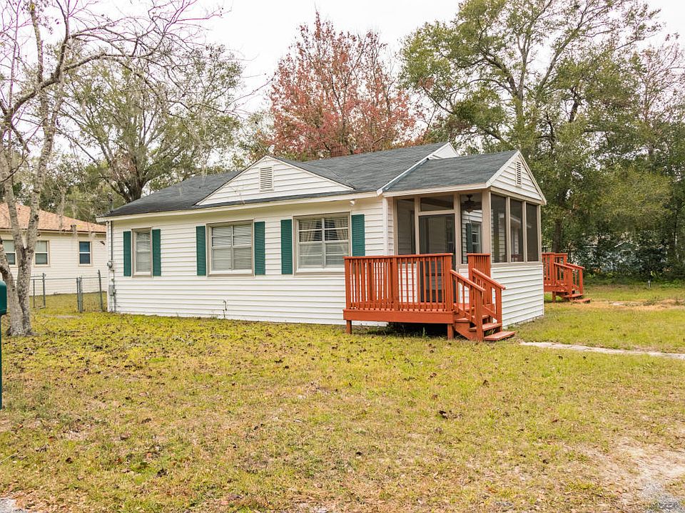 1st image of 6344 Lake Dr