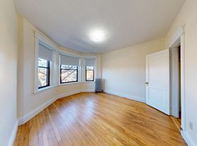 1156 Commonwealth Ave