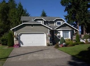 4711 N Island Dr E, Bonney Lake, WA 98391