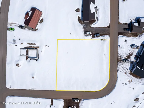 42 Little Greys Loop, Freedom, WY 83120