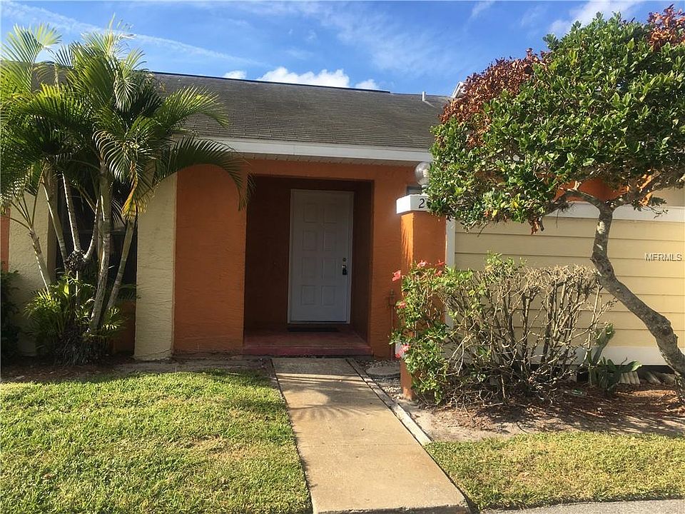 1st image of 20 Silver Park Cir