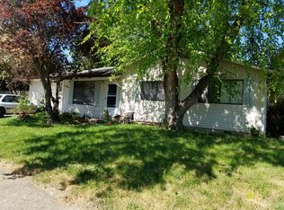 2141 Cosmoledo St, Eugene, OR 97402