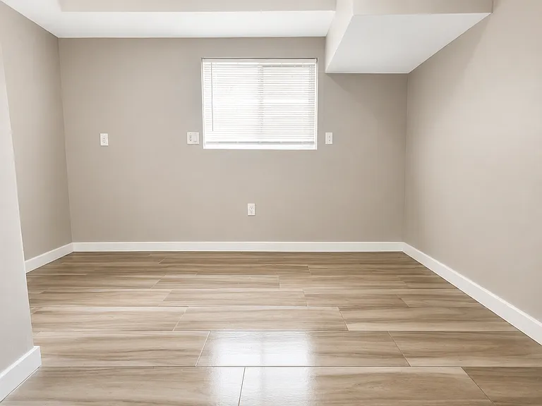 1207 E 55th St #2 — Photo 7