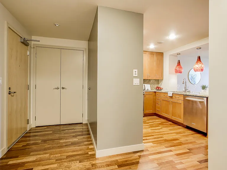 10650 NE 9th Pl #525 — Photo 13