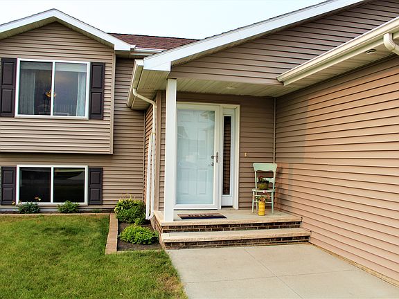 2nd image of 2158 Star Ave S