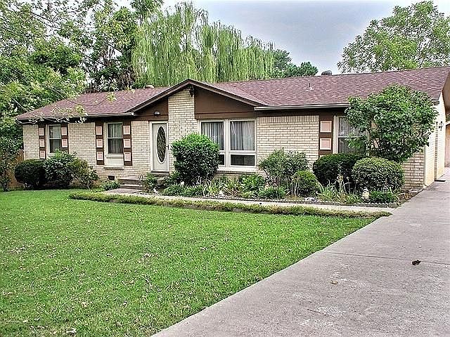1st image of 295 Melinda Dr