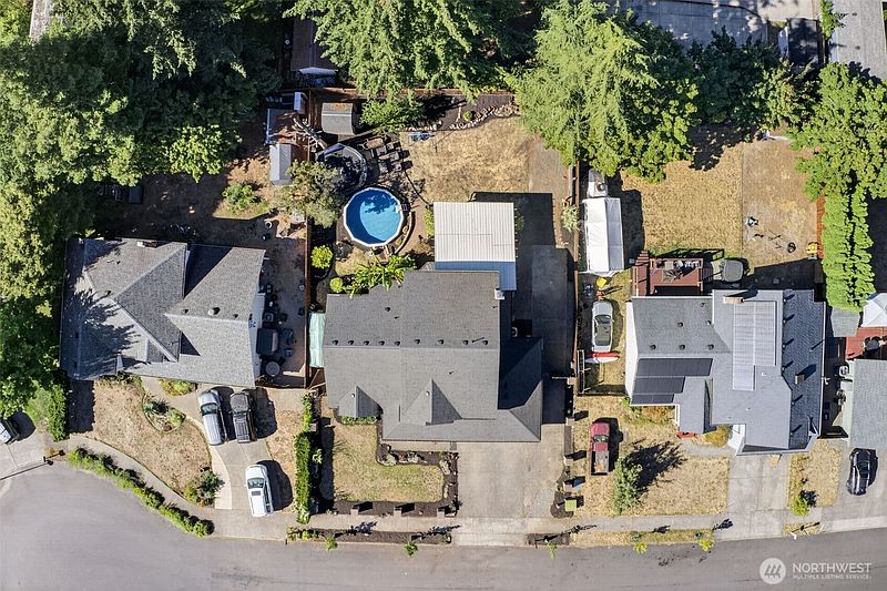 5th image of 14002 NE 7th Circle