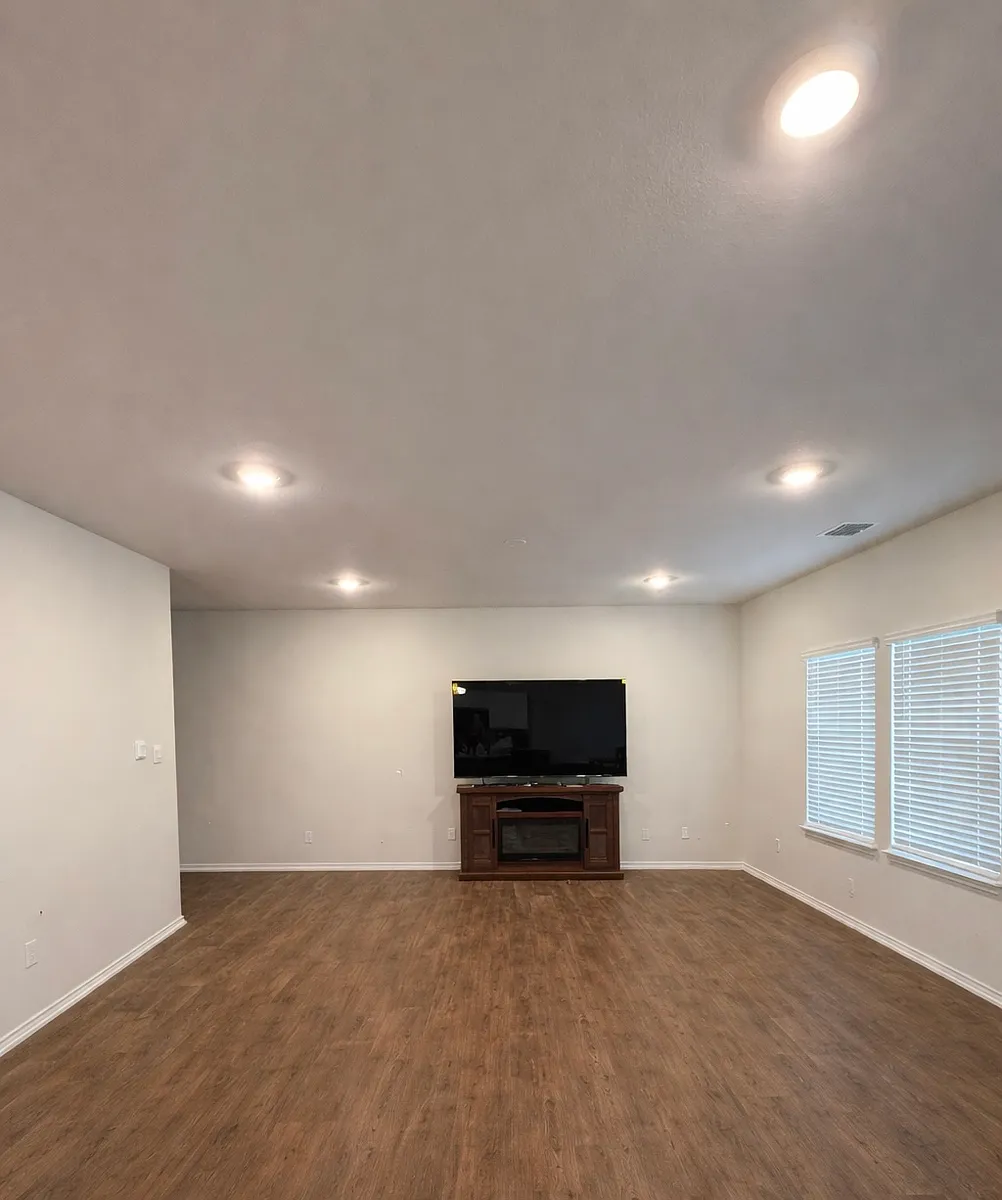 Building Photo - 4550 Bontebok Dr