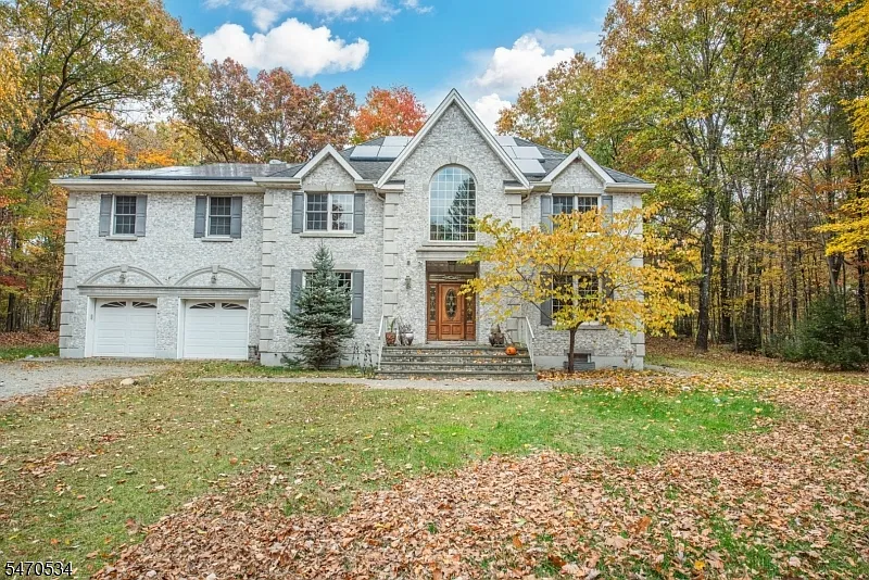 81 Townsend Rd
