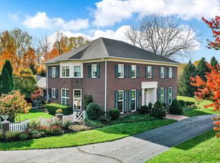 55 Smith Ln, Zionsville, IN 46077