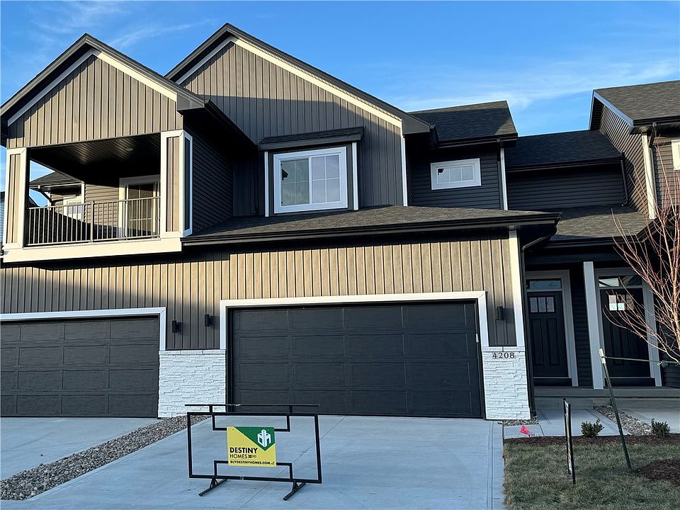 1st image of 4208 NE Timber Ln