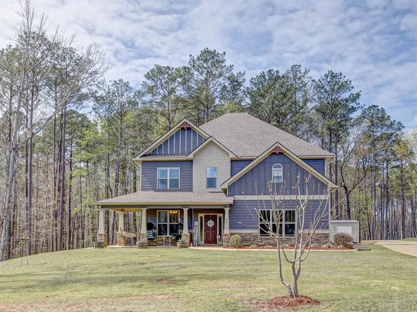 2074 Calhoun Rd, Hamilton, GA 31811