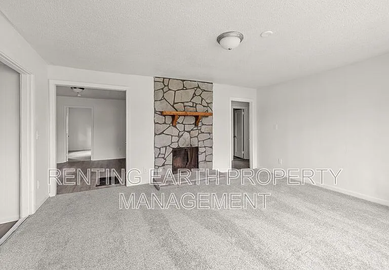 1893 Princeton Ct SW — Photo 5