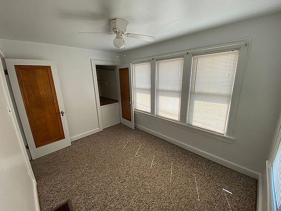 25 Third Bedroom 
