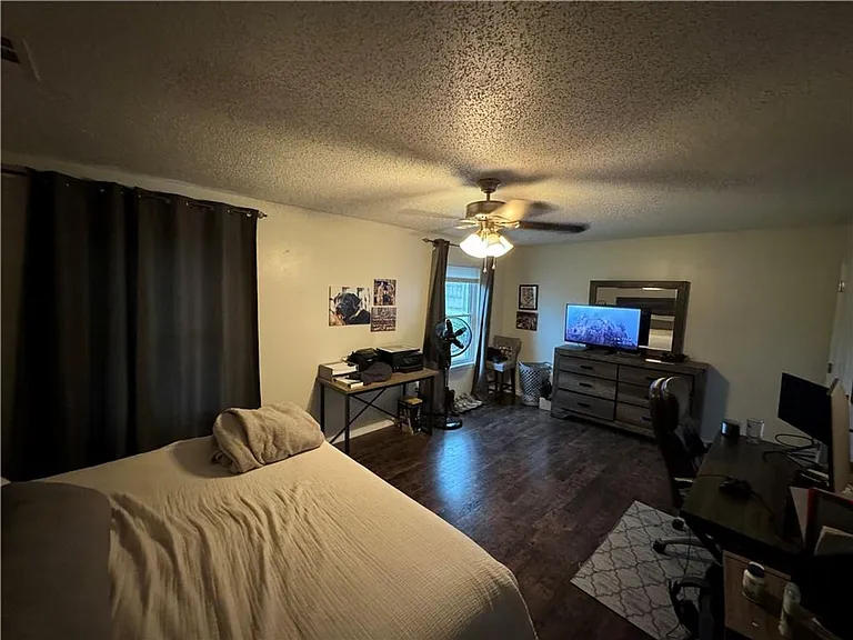 2502 W Megan Dr — Photo 9