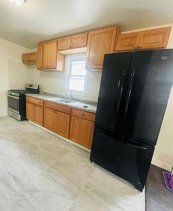 2nd image of 10644 150th St Floor 2