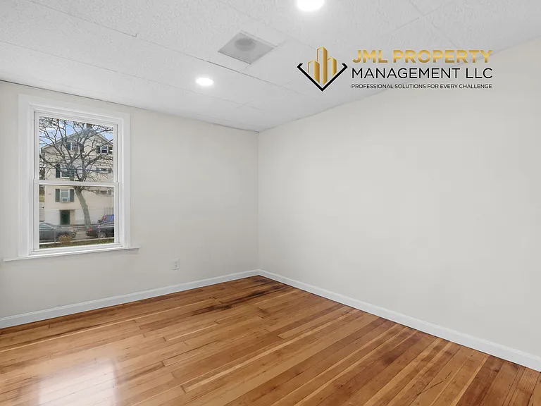 227 Lawrence St #2 — Photo 11