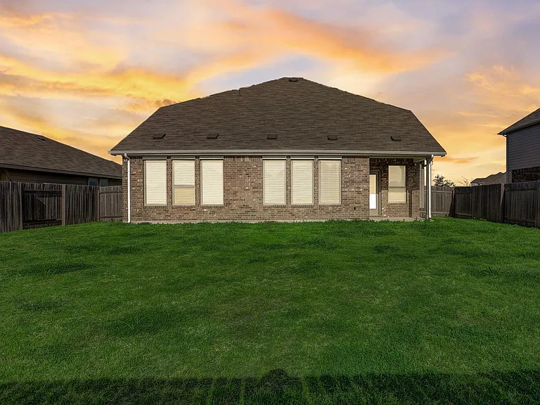 308 Monteforte Rd — Photo 32