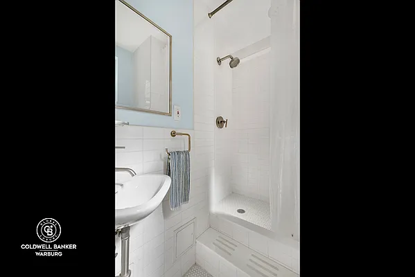 Sold by Coldwell Banker Warburg | media 6