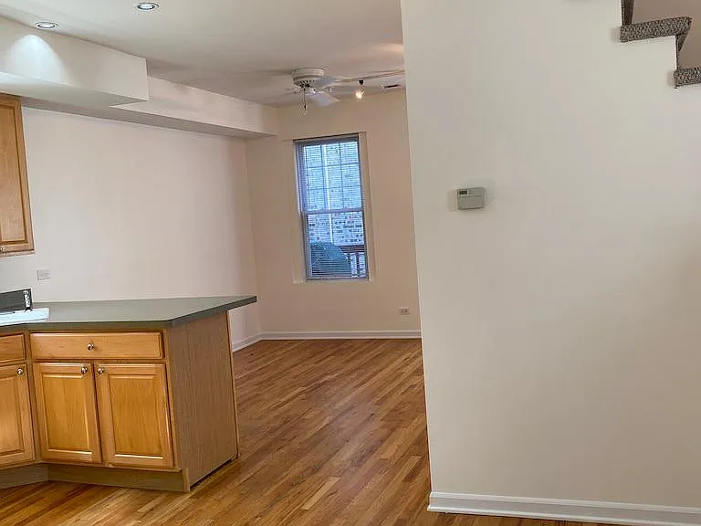 2135 N Leavitt St #2-CH — Photo 6