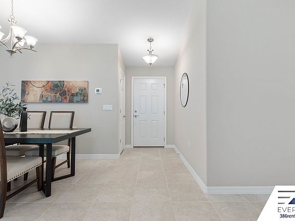 5th image of 10 Wildwood Pl