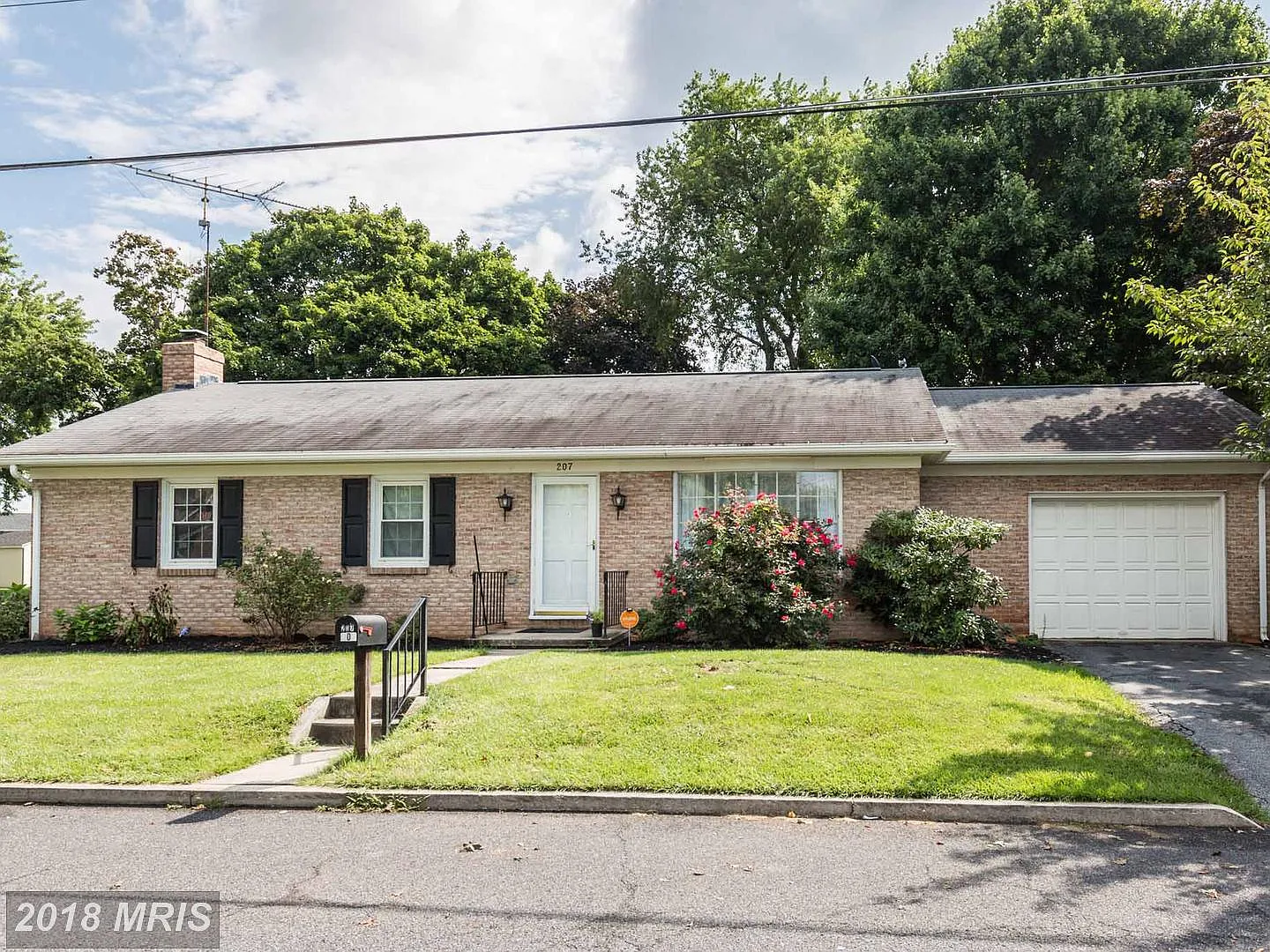207 Carroll Heights Rd photo 1