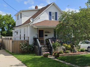 518 George St, Sarnia, ON N7T4P9