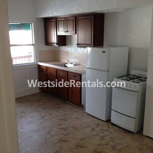 2nd image of 3402 Park Blvd