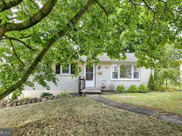 520 N 67th St, Harrisburg, PA 17111
