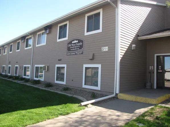 Old West Apartments, 213 N Deadwood St, Fort Pierre, SD 57532