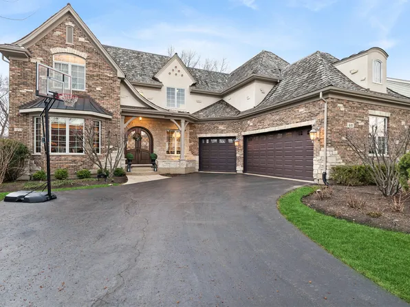 611 Ames St, Libertyville, IL 60048