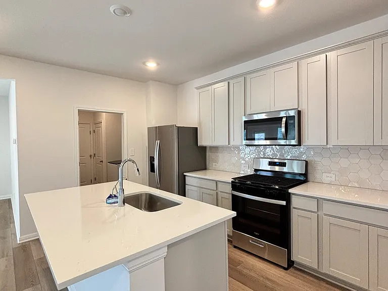 116 Maple Hedge Rd — Photo 5