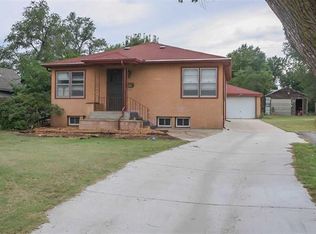 805 Stout St, Pratt, KS 67124