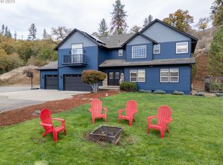 411 NE Pomona St, Roseburg, OR 97470