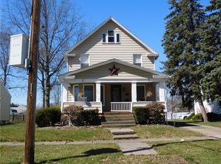 927 Ohio Ave, Ashtabula, OH 44004