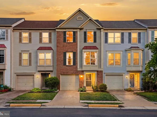 345 Barnfield Sq NE, Leesburg, VA 20176