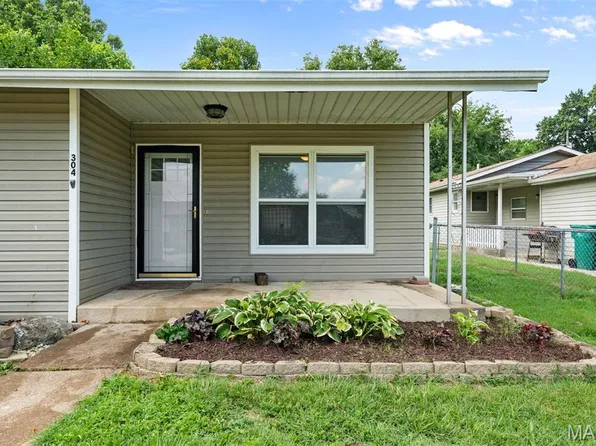 304 E 3rd St, Pevely, MO 63070