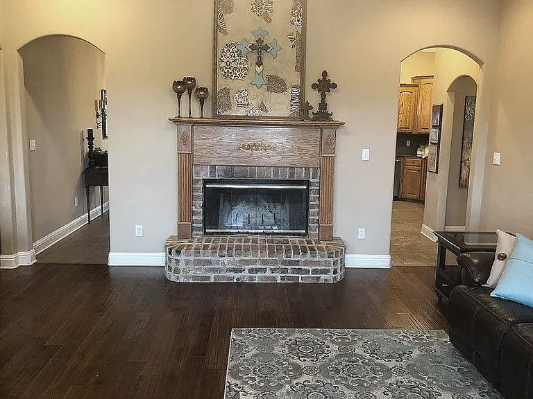219 Decatur St — Photo 10