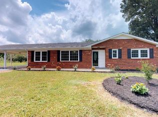 5516 Strawberry Rd, Chatham, VA 24531