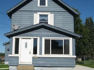 158 Ridgeway St, Struthers, OH 44471