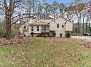 438 Puckett Ter, Lilburn, GA 30047