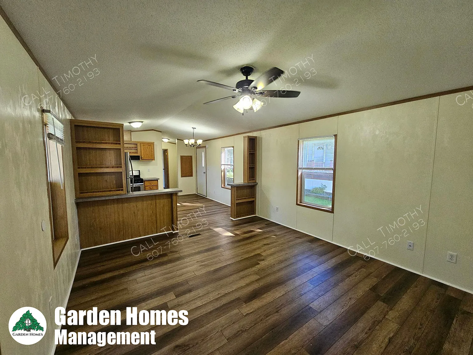 3 bed, 1.5 bath, 924 sqft, $1,275 — Photo 3