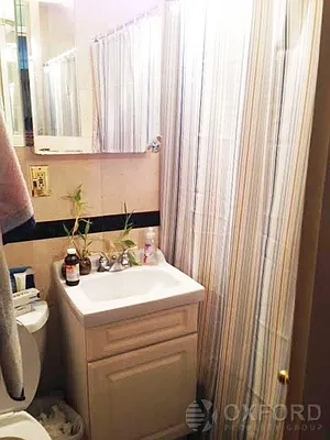 Rented by Oxford Property Group | media 40