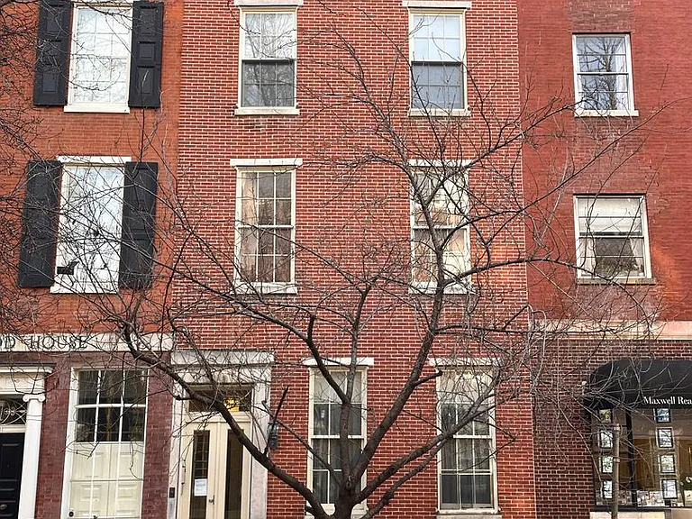 1734 Pine St. — Photo 1