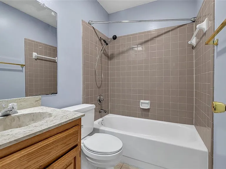 7221 Misty Meadow Dr S — Photo 21